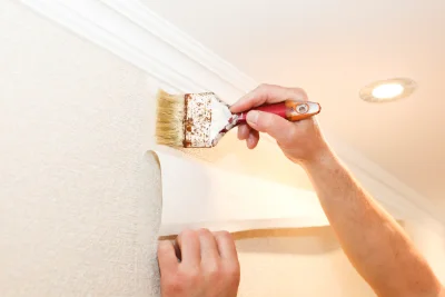 Pose de papier peint au Mériot — revêtements muraux et toiles de verre